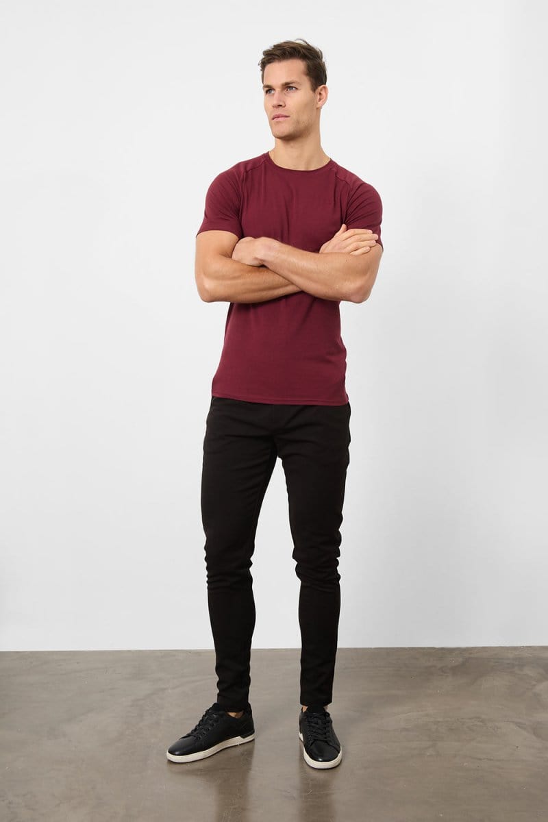 Men's Basic Muscle Fit T-Shirt