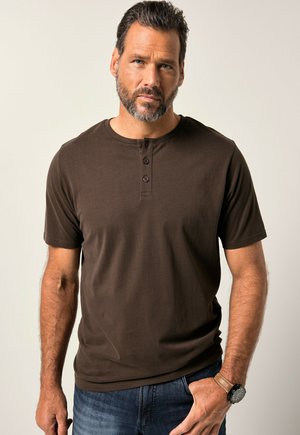 Men's Essential Henley T-Shirt