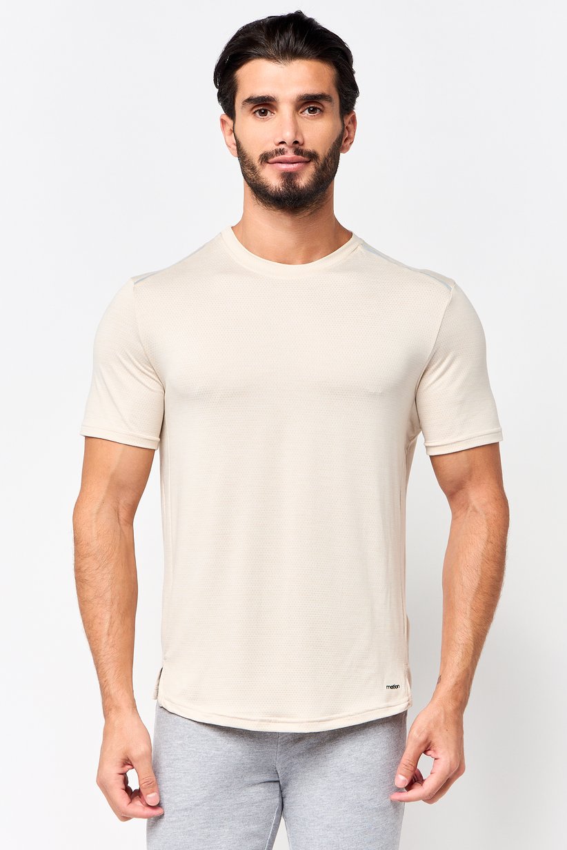 Men's Tailored Athletic Fit T-Shirt