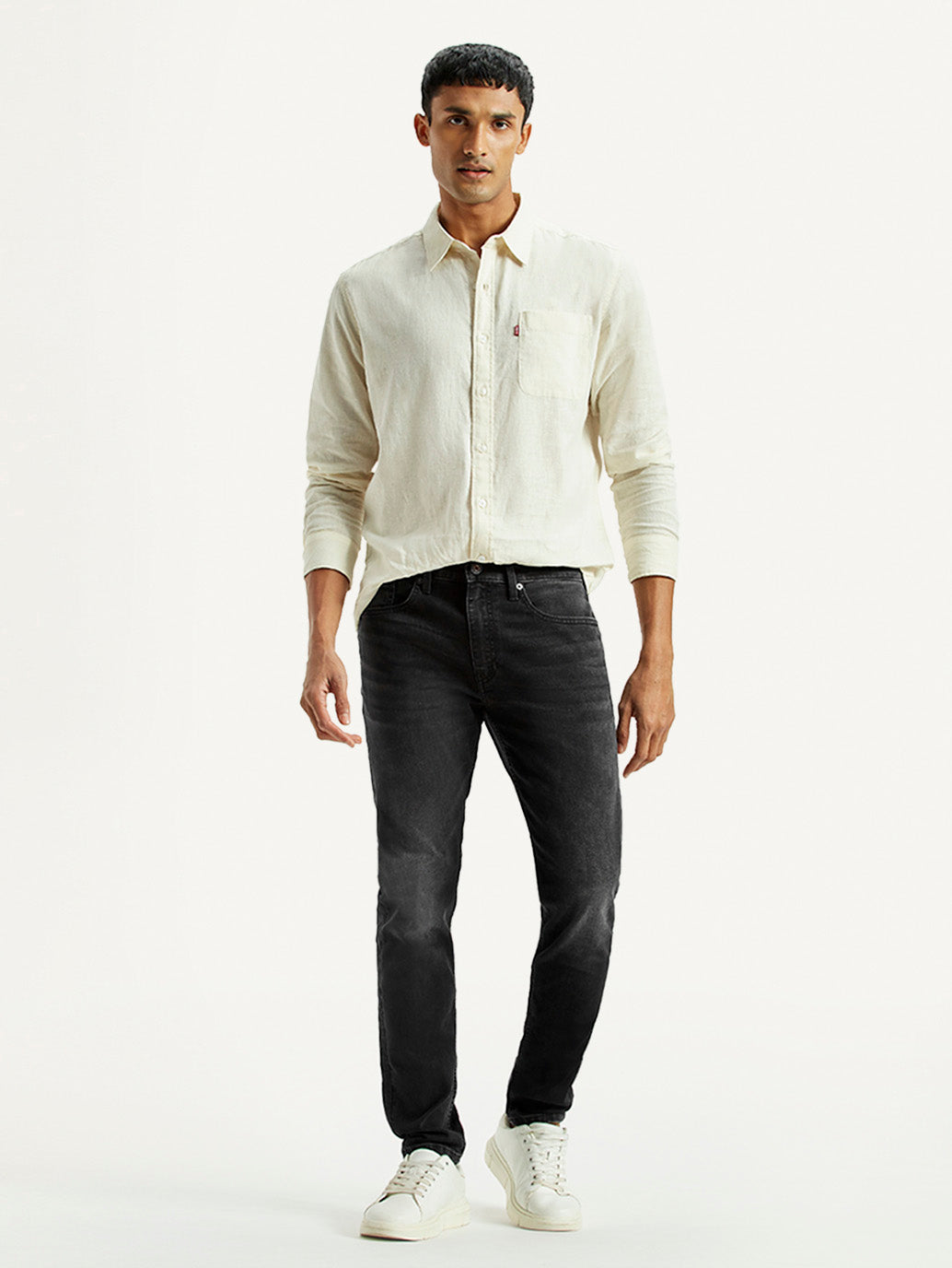 Men's Slim Tapered Jeans