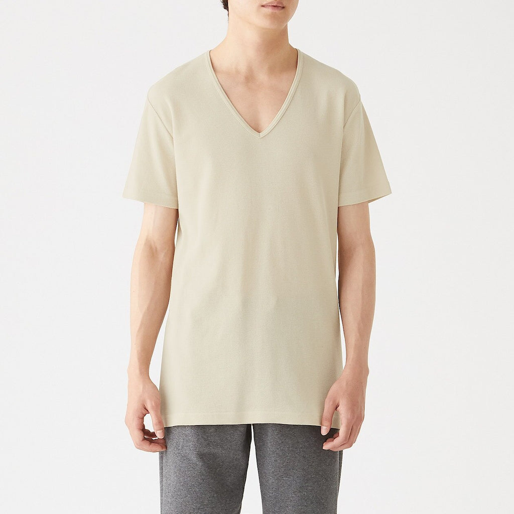 Men's Essential V-Neck T-Shirt