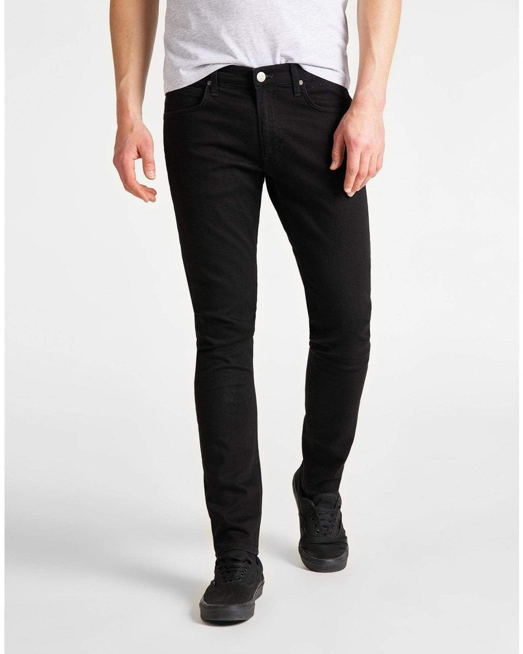 Men's Slim Tapered Jeans