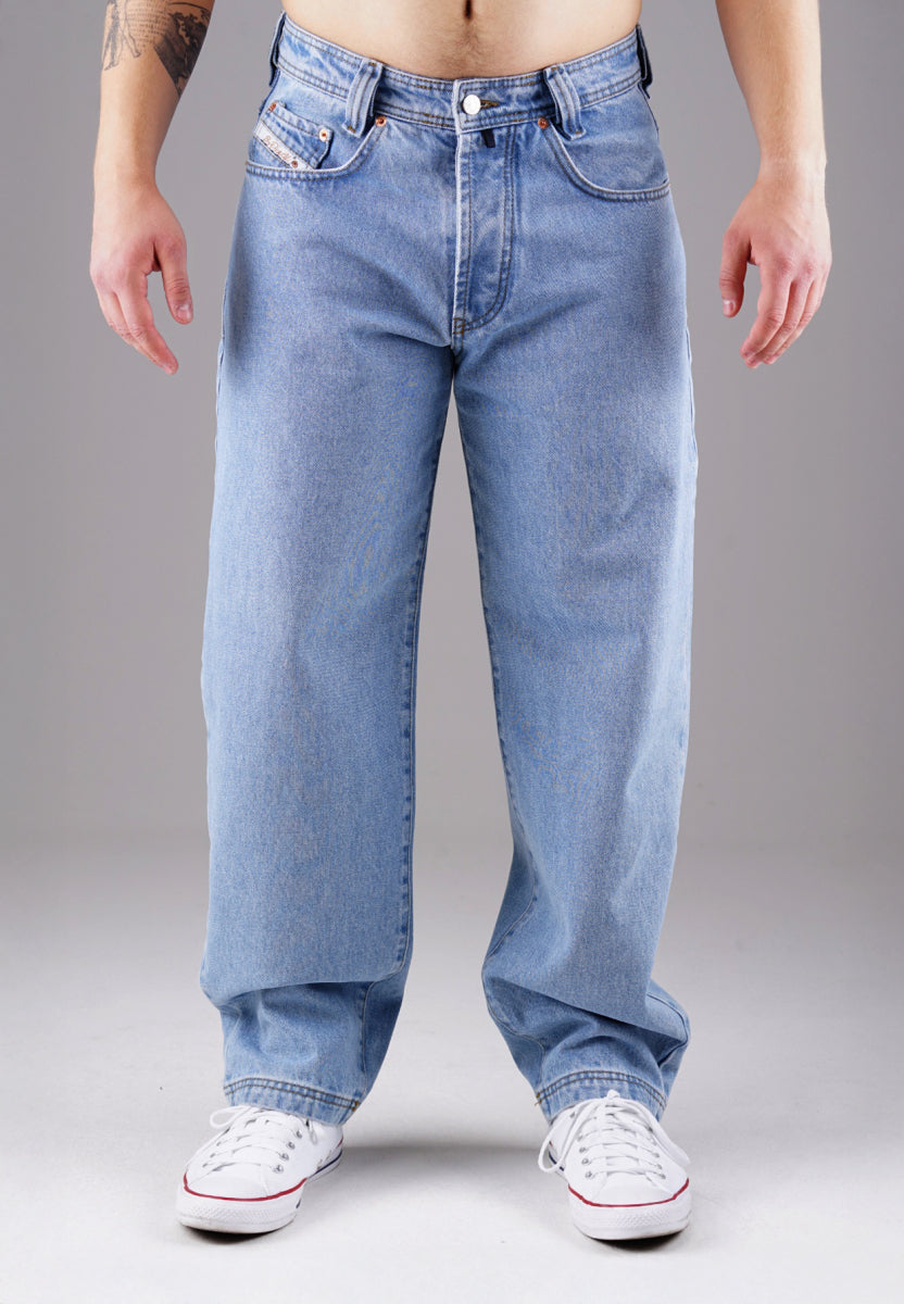 Men's Loose Tapered Jeans